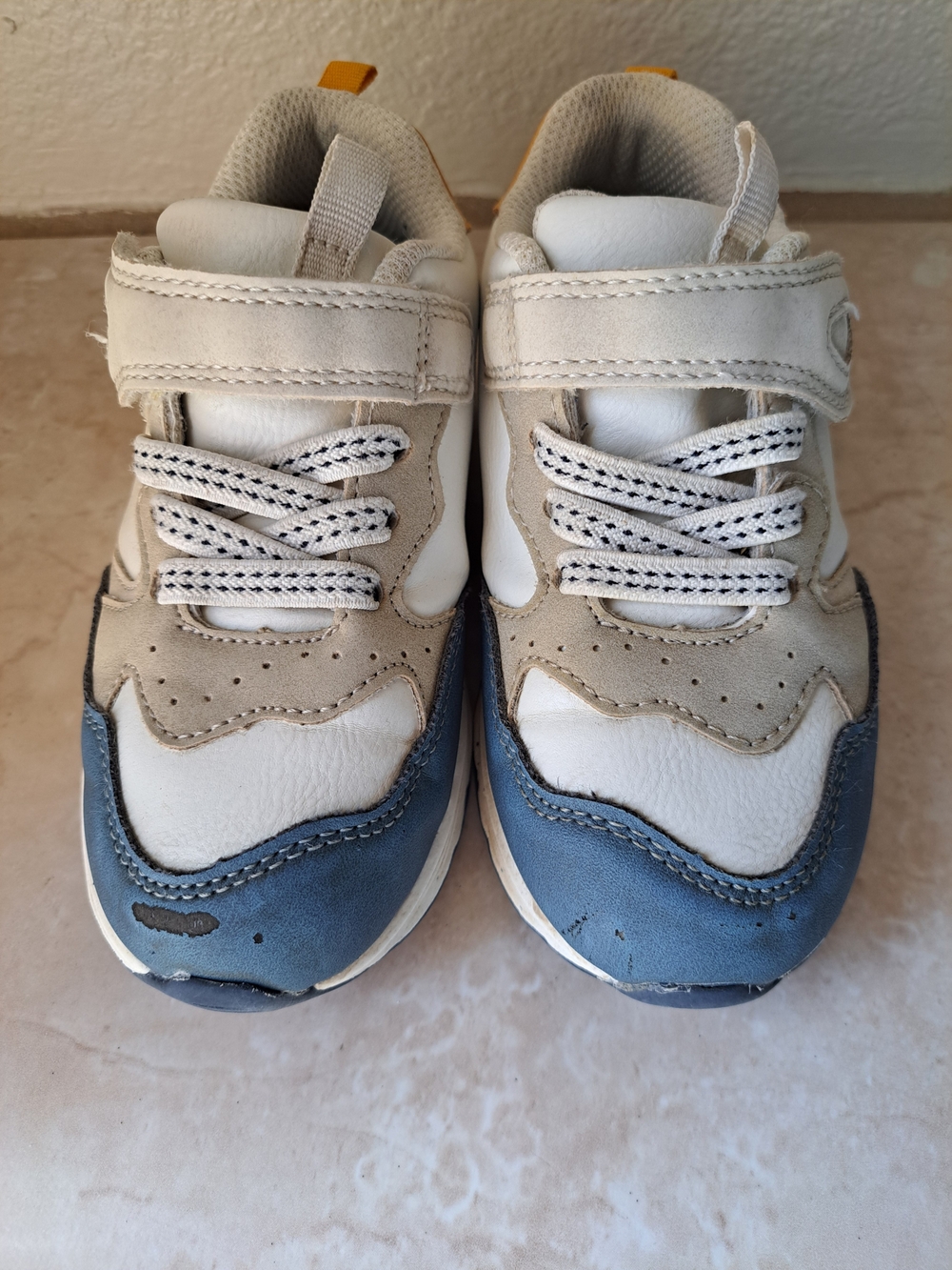 OshKosh B'gosh Blue, Beige and White Toddler Sneakers